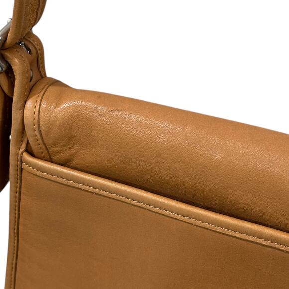 Vintage Coach 9145 Classic Legacy Studio Flap Bag in Camel - Picture 10 of 12